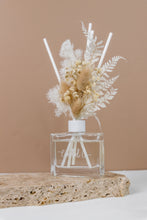 Load image into Gallery viewer, &#39;Natural Tones&#39; Floral Reed Diffuser
